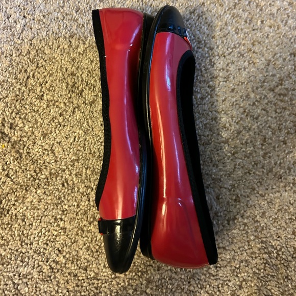 Hunter girls red & black slip on ballet flats size 5 - Picture 2 of 7